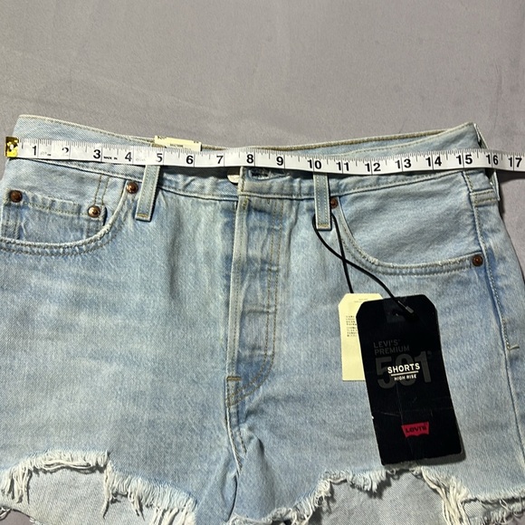 Levi’s 501 shorts NWT S28 - Picture 4 of 7